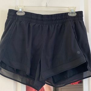 Athleta Mesh Racer Run shorts 4”